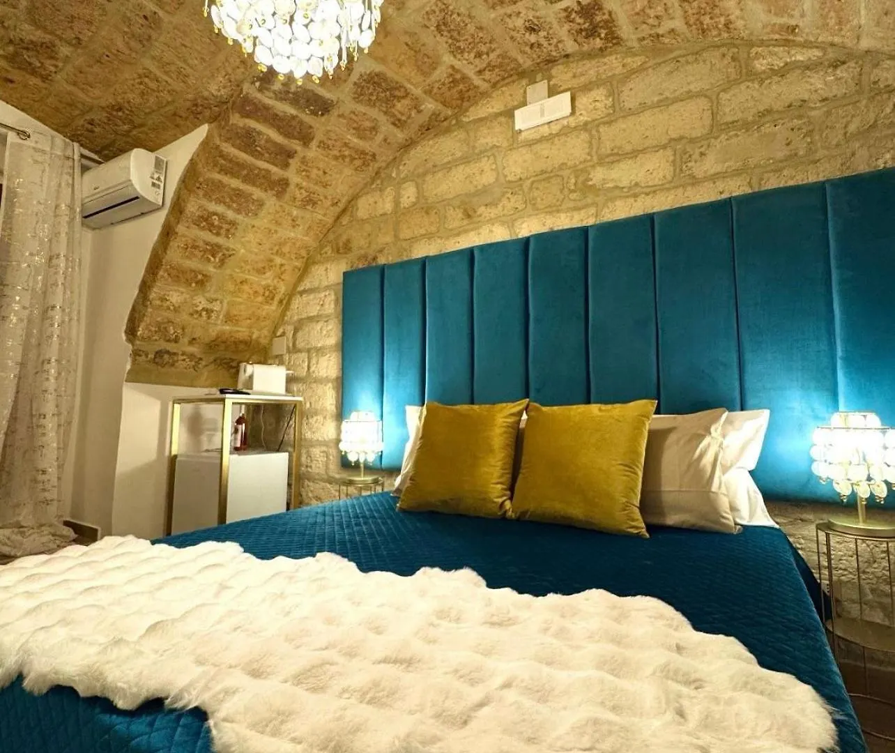 Konukevi L'Antica Dimora Deluxe Otel Bari İtalya